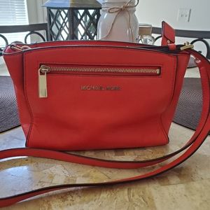 Michael Kors Tangerine Crossbody - Code AI-1312